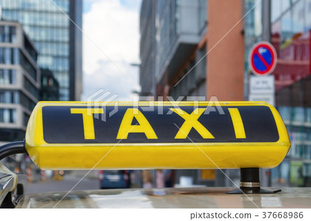 taxi in Dusseldorf City, Germany taxi in Dusseldorf City, Germany 37668986