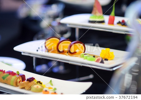 Molecular modern cuisine Molecular modern cuisine 37672194