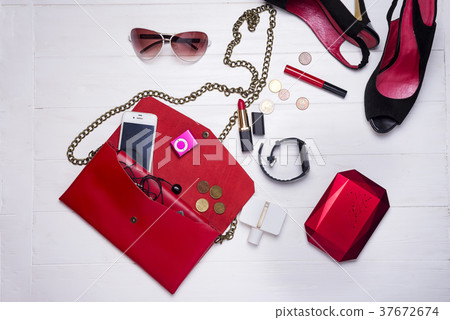 collection of women's set of fashion accessories 37672674