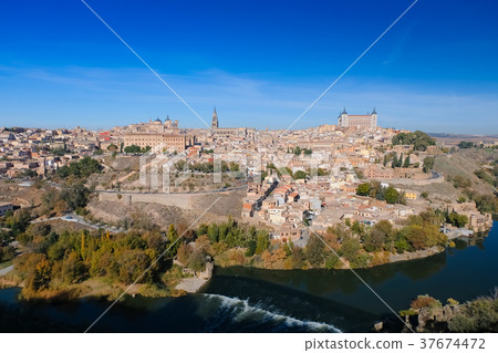 Spain Toledo cityscape 37674472