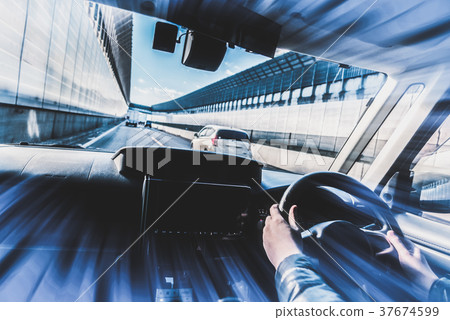 駕駛圖像 37674599
