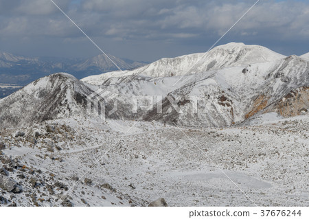 從Chausu-dake的頂部看Sanbon-san，Kumami-sone和Kiikura 37676244