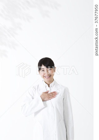 Medical image 37677950