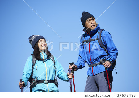 山地散步 37678483