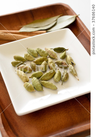cardamom 37686140