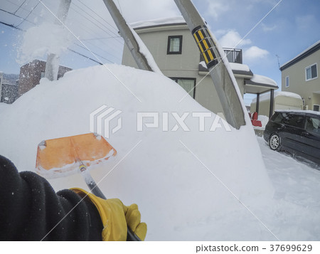 Snow removal work (POV) 37699629