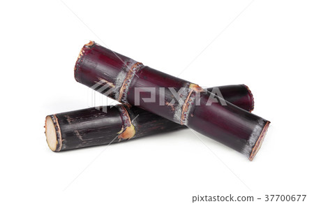 brown cane sugar isolated on white background brown cane sugar isolated on white background 37700677