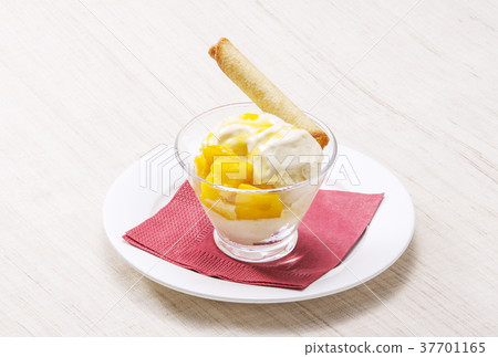 芒果甜芒果冷甜點冰淇淋甜點 37701165