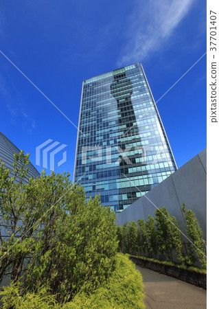 Reflection from Tokyo Sky Tree Dome Garden 37701407