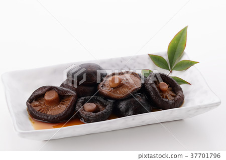 Simmered shiitake rice 37701796