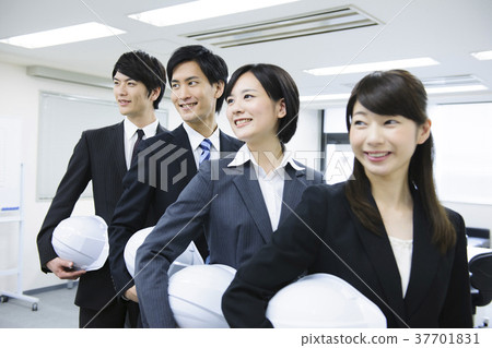 A businessman with a helmet 37701831