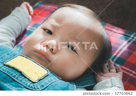 更換尿布 歲大 兒童 37703662