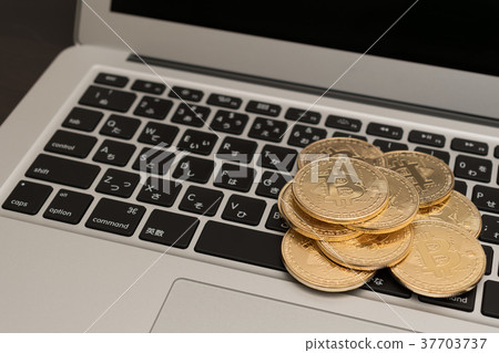Image of virtual currency · bit coin and personal computer 37703737