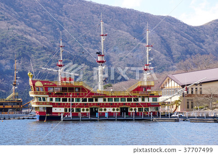 桃園台北海盜船 桃園台北海盜船 37707499