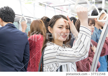 火車通勤,上學,射擊合作,京王電鐵株式會社 火車通勤,上學,射擊合作,京王電鐵株式會社 37711548