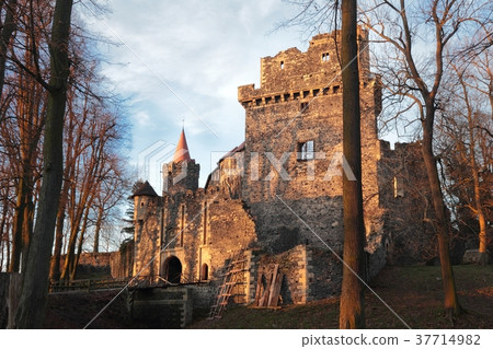 Grodziec chateau in Poland Grodziec chateau in Poland 37714982