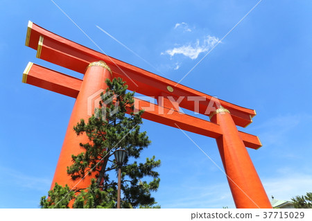 京都平安神宮大鳥居 37715029