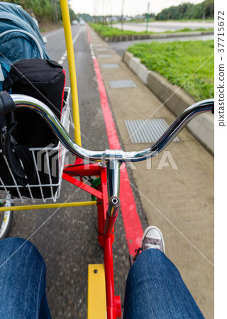 Kabuto Kaze兜風Drive Kiki Treadle自行車郊區戶外郊遊 Kabuto Kaze兜風Drive Kiki Treadle自行車郊區戶外郊遊 37715672