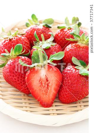 Ichigo Amateroo草莓 Ichigo Amateroo草莓 37717341