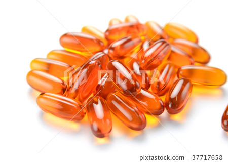 pile of Fish oil capsules on a white background pile of Fish oil capsules on a white background 37717658