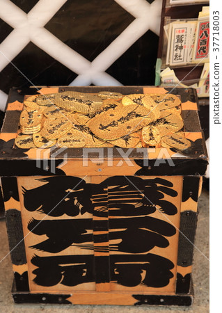 Asakusa Aoi(Otori)神社的玫瑰市場Obsessive和Senryobox Asakusa Aoi(Otori)神社的玫瑰市場Obsessive和Senryobox 37718003