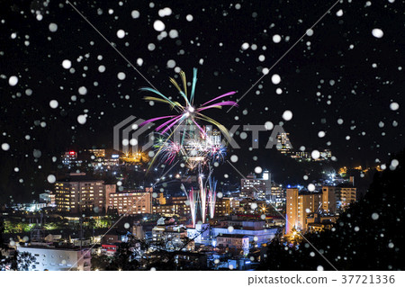 在下呂溫泉的煙花 37721336