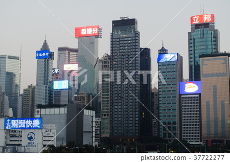 Evening scenery of Hong Kong Island 37722277