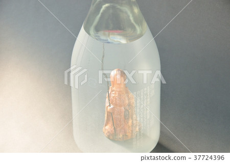 Image of the god of sake Image of the god of sake 37724396