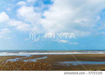 海景 seaside view 海辺 天空 Sky View 雲 cloud 白雲 台湾 一望無際 海景 seaside view 海辺 天空 Sky View 雲 cloud 白雲 台湾 一望無際 37725195