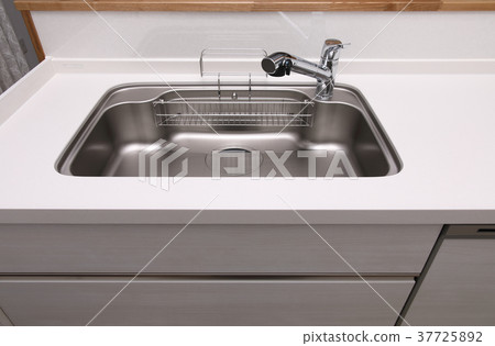 Kitchen sink 37725892