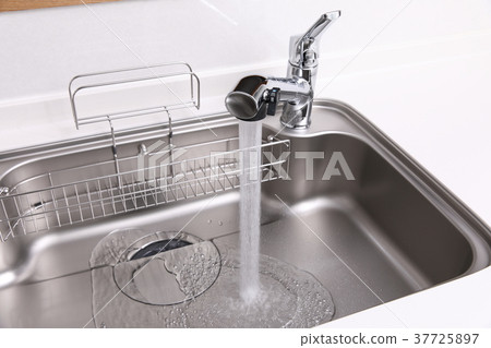 Kitchen sink 37725897
