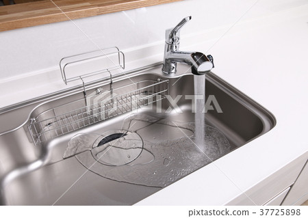 Kitchen sink 37725898
