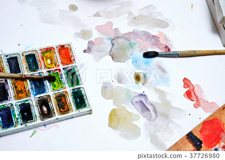 Brush and watercolor paint on paper 37726980