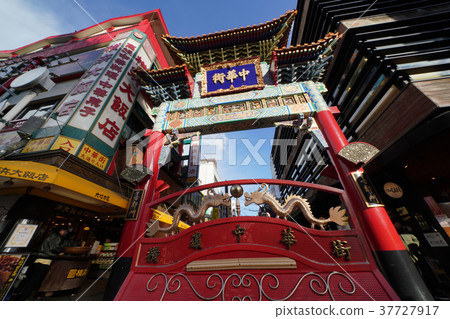 Yokohama cityscape, Yokohama Chinatown, Japan Yokohama cityscape, Yokohama Chinatown, Japan 37727917
