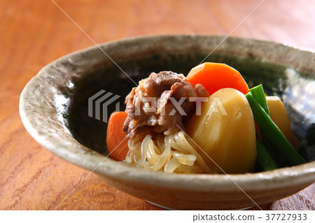 肉和土豆 肉和土豆 37727933