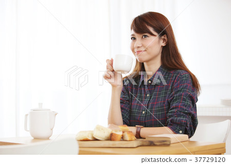 生活用餐 生活用餐 37729120