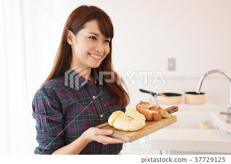 生活用餐 37729125