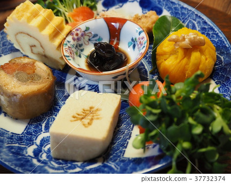 新年派對盛宴,元旦,生活,日本,冬天 新年派對盛宴,元旦,生活,日本,冬天 37732374