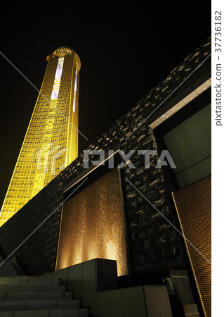 Strait dream tower (night view) 37736182