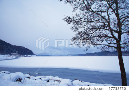Gosho Lake View of the mountain area in the direction of Gosho Ohashi from Minami Ohashi Bridge 37738750