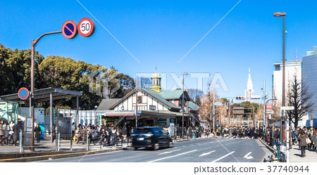 Harajuku Station 37740944