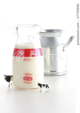 牛奶 37740946