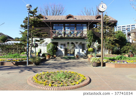 Seta Agricultural Park 37741034