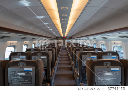 Shinkansen 700系列Nozomi綠色汽車內部視圖 37745455