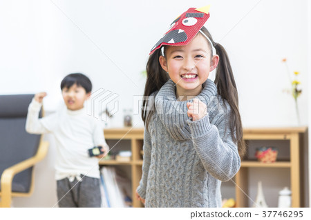 Sisters and brothers doing bean set 37746295