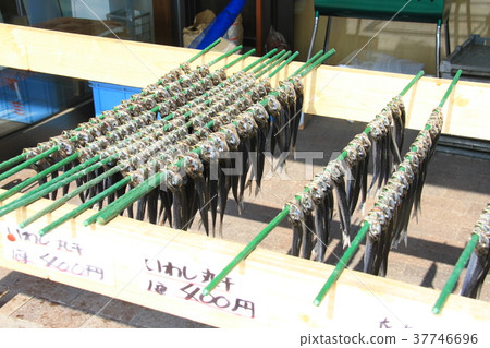 Dried fish Dried fish 37746696