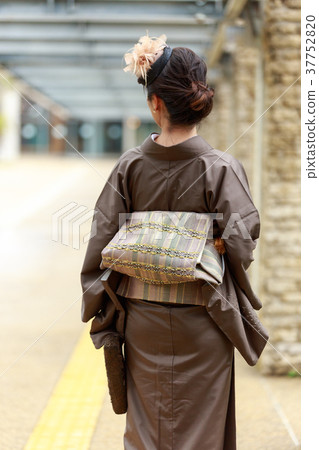 到大島通的美術館 到大島通的美術館 37752820