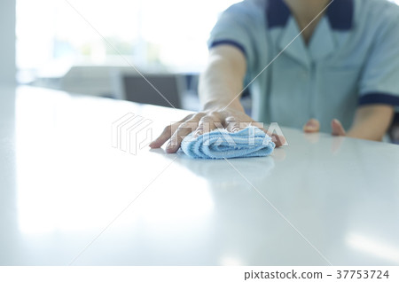 Cleaning staff 37753724