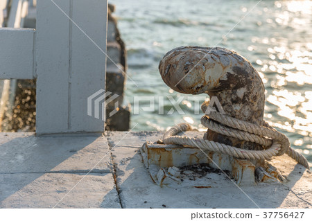 Mooring bollard old grunge rusty 37756427