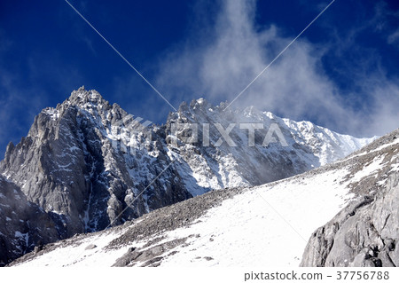 Tamlong雪山 37756788